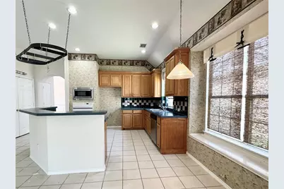 4704 Rockcreek Lane, Plano, TX 75024 - Photo 9