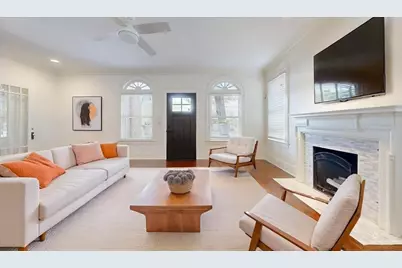826 Cedar Hill Avenue, Dallas, TX 75208 - Photo 3