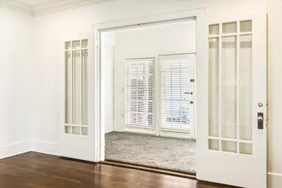 826 Cedar Hill Avenue, Dallas, TX 75208 - Photo 9
