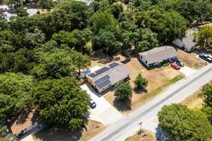 128 Lynn Dr, Azle, TX 76020 - Photo 19