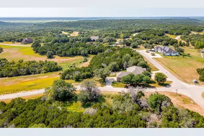 8401 Fullerton Drive, Cleburne, TX 76033 - Photo 39