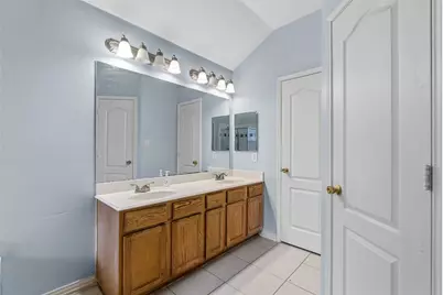 1007 Summerbrook Drive #22, Euless, TX 76040 - Photo 29