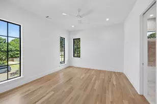 10148 Hedgeway Dr, Dallas, TX 75229 - Photo 27
