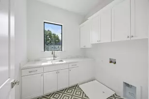 10148 Hedgeway Dr, Dallas, TX 75229 - Photo 27