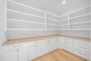 10148 Hedgeway Dr, Dallas, TX 75229 - Photo 11