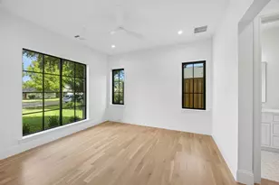 10148 Hedgeway Dr, Dallas, TX 75229 - Photo 33