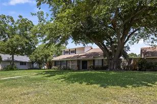 3837 Shadycreek Dr, Garland, TX 75042 - Photo 3