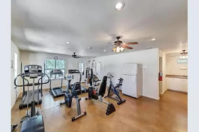 411 Mountain View Court, Sunset, TX 76270 - Photo 17