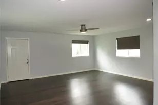 1026 Thomas St, Denton, TX 76201 - Photo 13