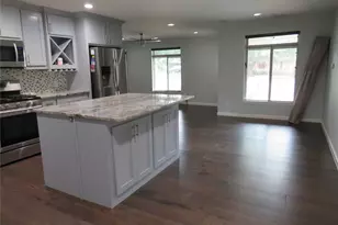 1026 Thomas St, Denton, TX 76201 - Photo 3