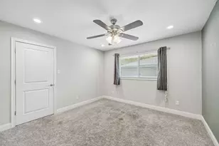 10215 Dale Crest Dr, Dallas, TX 75229 - Photo 15