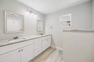 10215 Dale Crest Dr, Dallas, TX 75229 - Photo 17