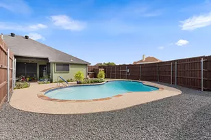 2037 Vista Dr, Lewisville, TX 75067 - Photo 17