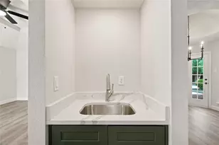 2909 Redwood Dr, Carrollton, TX 75007 - Photo 11