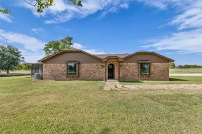 299 Aggie Way, China Spring, TX 76633 - Photo 3