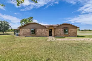 299 Aggie Way, China Spring, TX 76633 - Photo 3