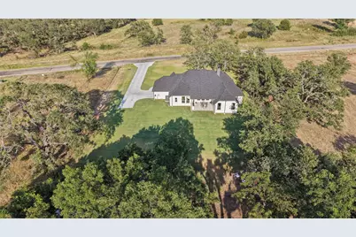 1109 Gonzollas Road, Springtown, TX 76082 - Photo 37