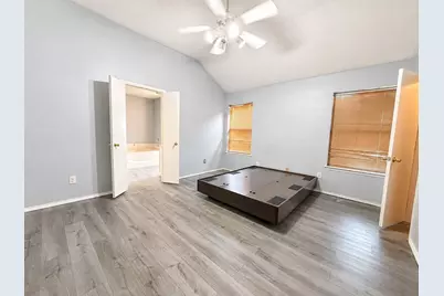 1817 Canterbury Circle, Fort Worth, TX 76112 - Photo 7