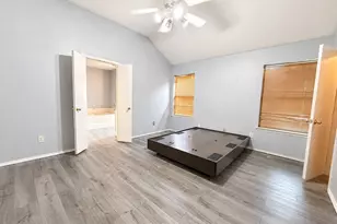 1817 Canterbury Cir, Fort Worth, TX 76112 - Photo 7