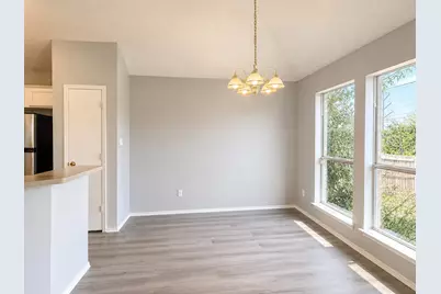 1817 Canterbury Circle, Fort Worth, TX 76112 - Photo 5
