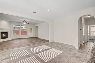 729 Rebecca Lane, Saginaw, TX 76131 - Photo 5