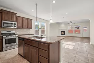 729 Rebecca Ln, Saginaw, TX 76131 - Photo 11
