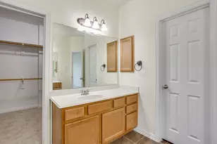 1220 Berkeley Dr, Burleson, TX 76028 - Photo 13