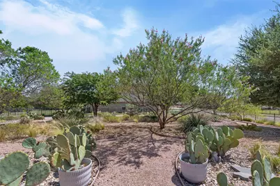 427 River Bank Lane, Granbury, TX 76049 - Photo 33