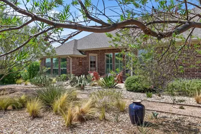 427 River Bank Lane, Granbury, TX 76049 - Photo 37