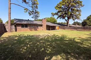 2136 Mountainview Dr, Hurst, TX 76054 - Photo 23