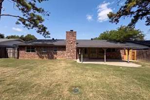 2136 Mountainview Dr, Hurst, TX 76054 - Photo 5