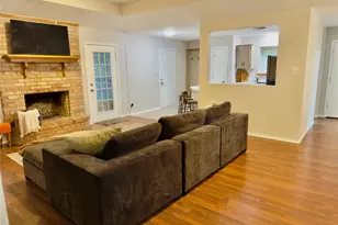 3910 Castlegate Dr, Paris, TX 75462 - Photo 3