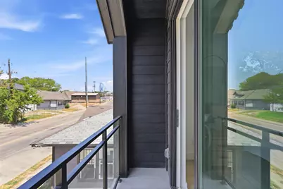 3110 Pennsylvania Avenue, Dallas, TX 75215 - Photo 7