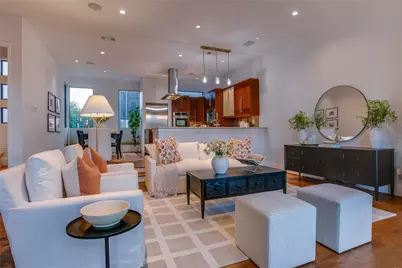 433 Trinity River Circle, Dallas, TX 75203 - Photo 11
