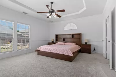 2932 Montalbo, Grand Prairie, TX 75054 - Photo 19