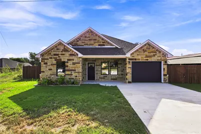 2515 Coyote Trail, Granbury, TX 76048 - Photo 1