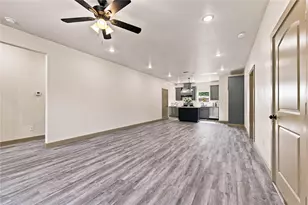2515 Coyote Trail, Granbury, TX 76048 - Photo 5