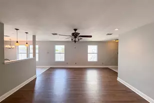 5244 New Castleton Ln, Fort Worth, TX 76135 - Photo 3