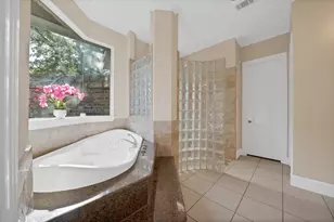 6204 Toscana Cir, Fort Worth, TX 76140 - Photo 17