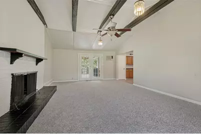 3221 Ridgeview Circle, Irving, TX 75062 - Photo 5