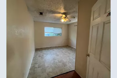 2525 Oakwood Terrace, Haltom City, TX 76117 - Photo 5