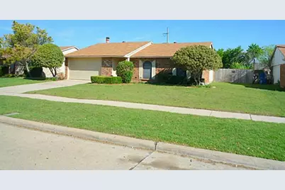 5400 Ragan Drive, The Colony, TX 75056 - Photo 1