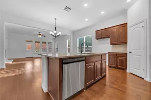 7337 Howling Coyote Ln, Fort Worth, TX 76131 - Photo 11