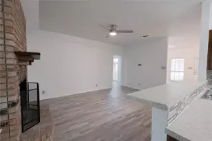 8201 Llano Ave, Benbrook, TX 76116 - Photo 19