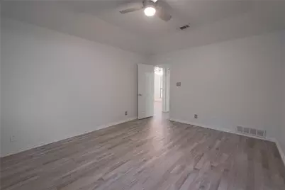 8201 Llano Avenue, Benbrook, TX 76116 - Photo 31