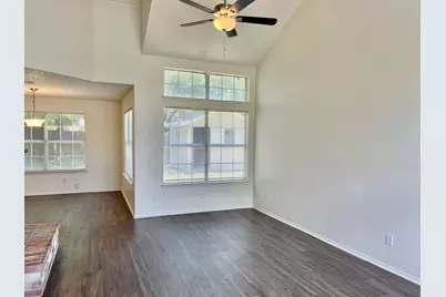 5202 Sherburne Drive, Arlington, TX 76018 - Photo 5