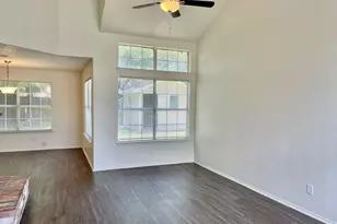 5202 Sherburne Dr, Arlington, TX 76018 - Photo 5