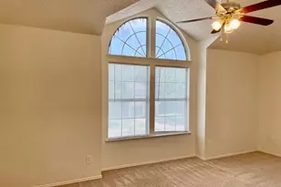 5202 Sherburne Dr, Arlington, TX 76018 - Photo 11
