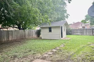5202 Sherburne Dr, Arlington, TX 76018 - Photo 21