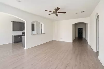 117 Willowbend Loop, Mabank, TX 75147 - Photo 7